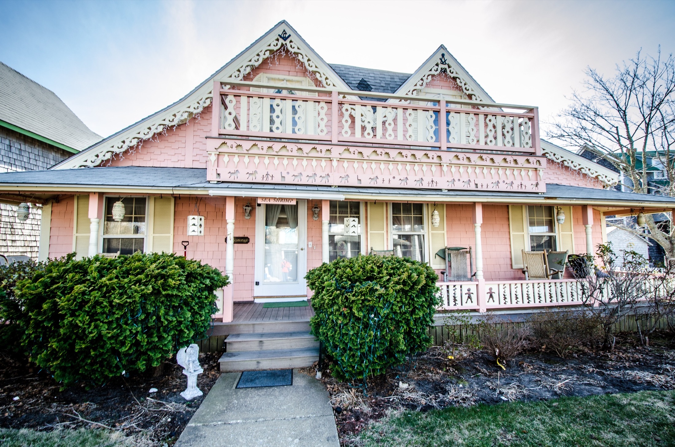 A pink gingerbread cottage in Oak Bluffs